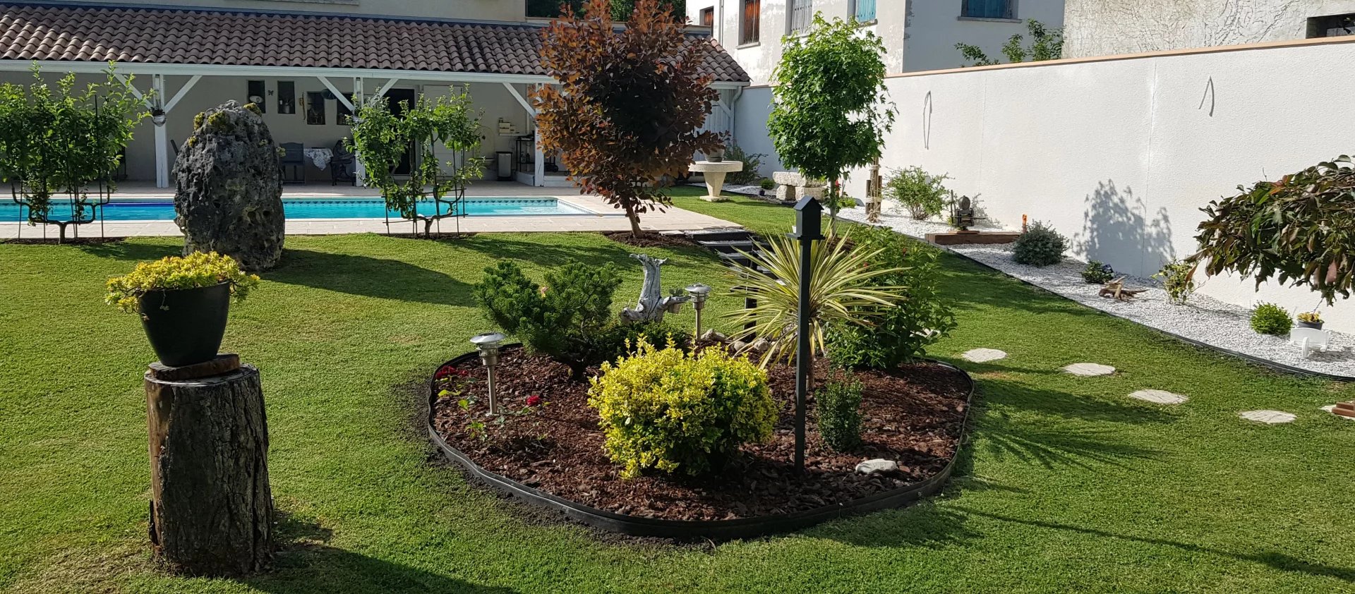 Village house with swimming pool, Midi-Pyrénées – France – BVI78225