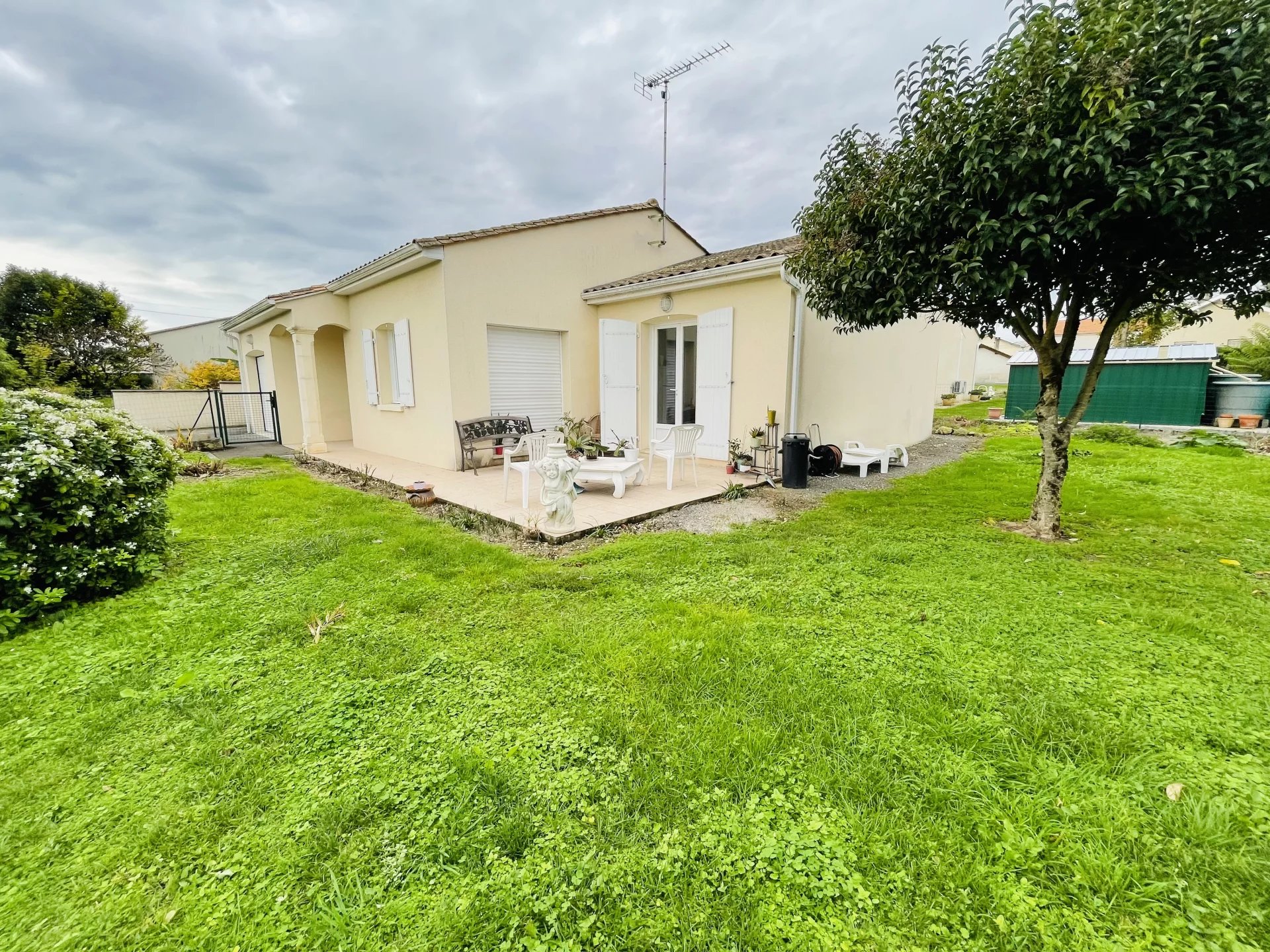 Bungalow, Poitou-Charentes – France – BVI76057
