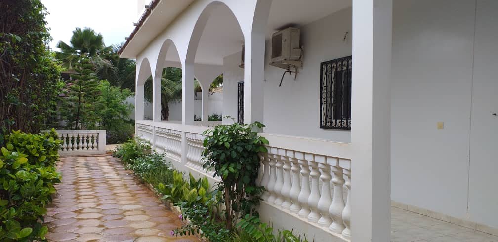 5 bedroom villa in La Somone, Sénégal – 12035370005