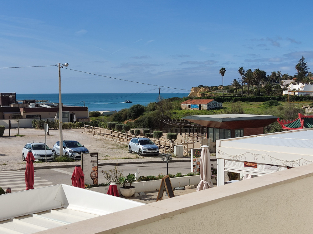 Apartment with sea view
