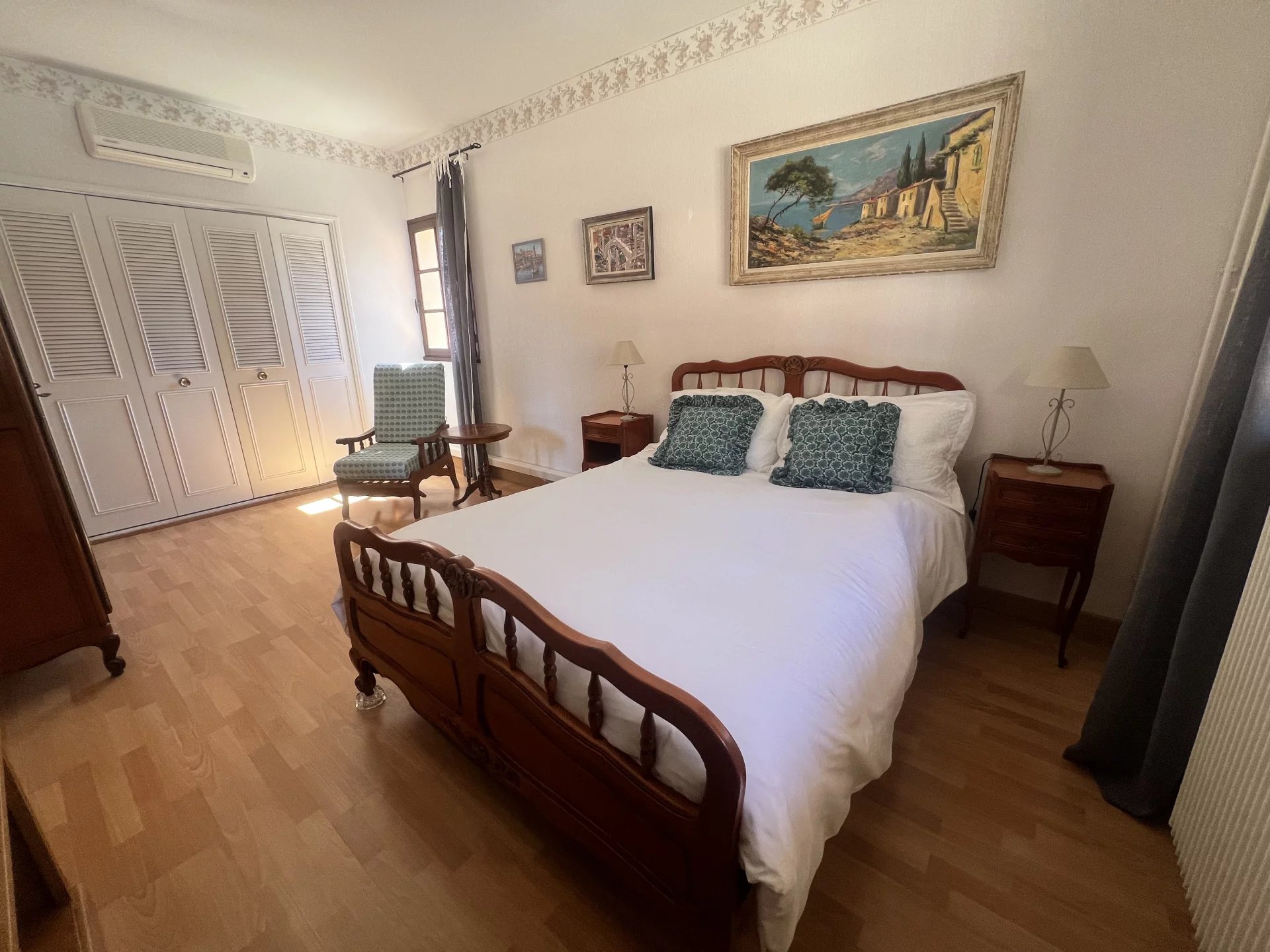 Attractive 5 bedroomed Detached Property with Pool, Views and Garage, Languedoc-Roussillon – France – BVI78954