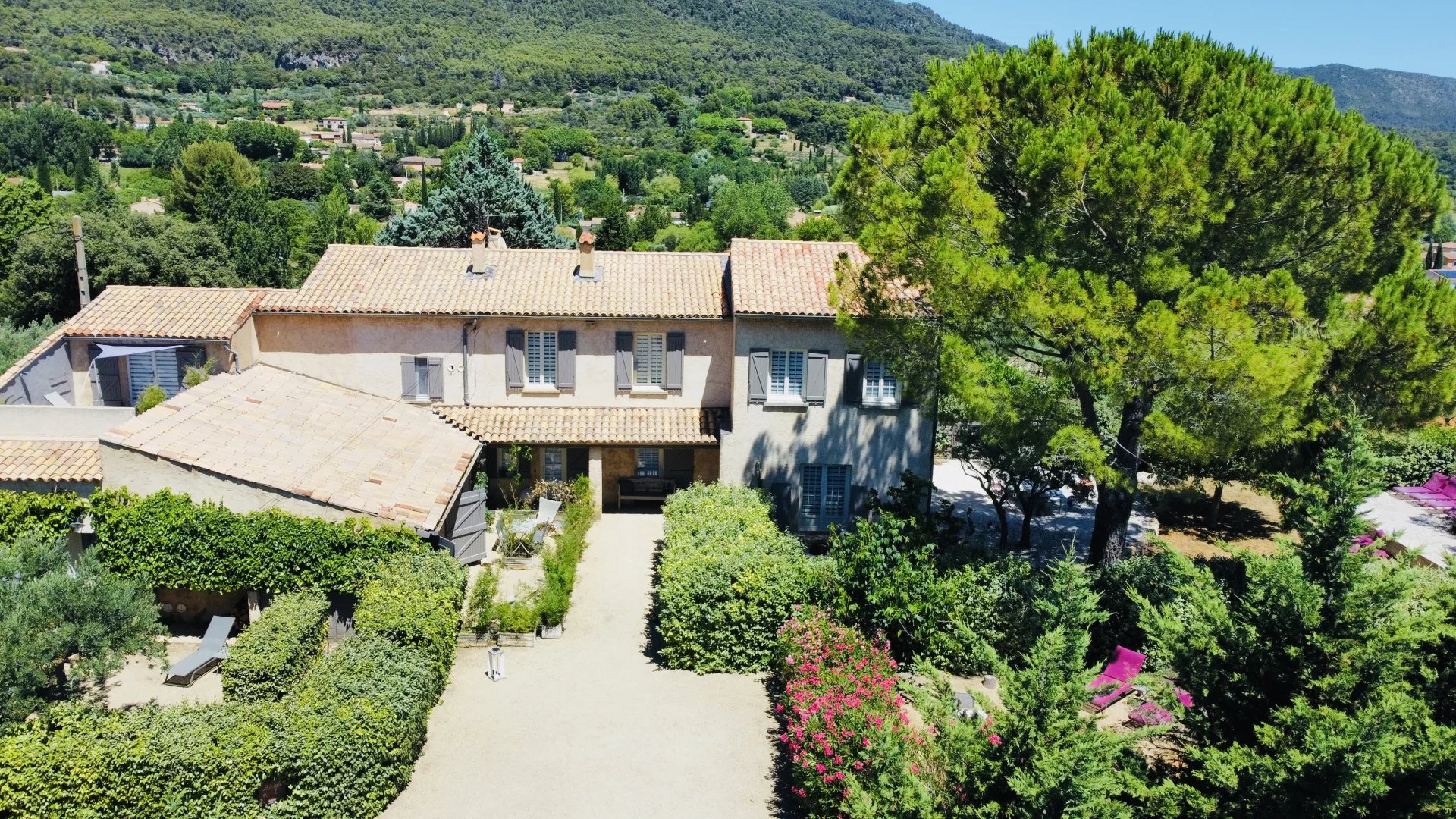 A Hidden Haven Between the Mediterranean and the Alps, Provence-Alpes-Côte d’Azur – France – BVI79722