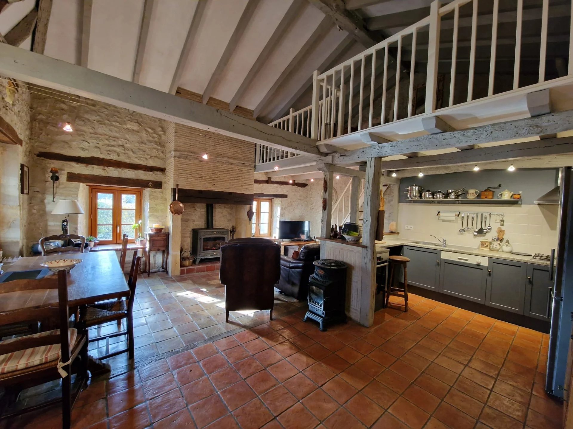 Gorgeous Stone House in a Peaceful Hamlet Near Villereal, Aquitaine – France – BVI80270
