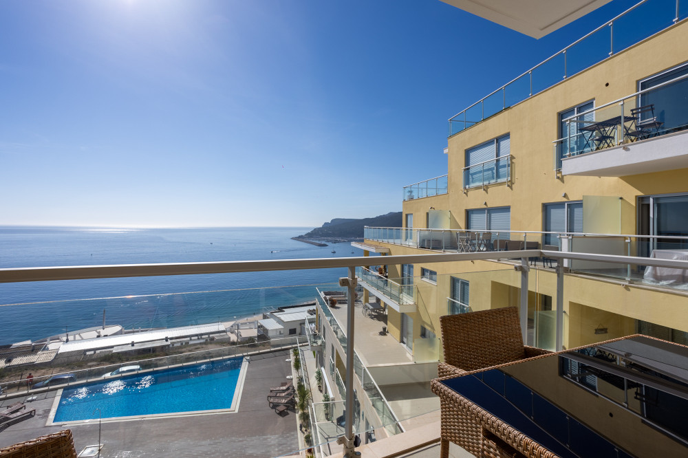Janelas de Zimbra | Lovely Apt with Pool and Sea V
