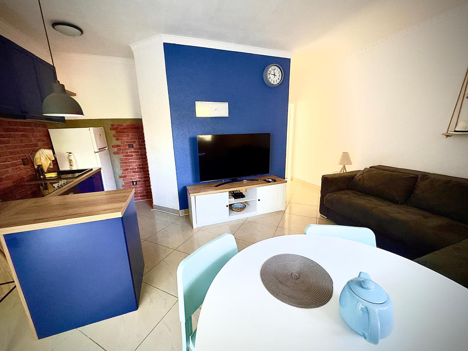 1 bedroom Apartment in Lepetane, Montenegro – CMM52721