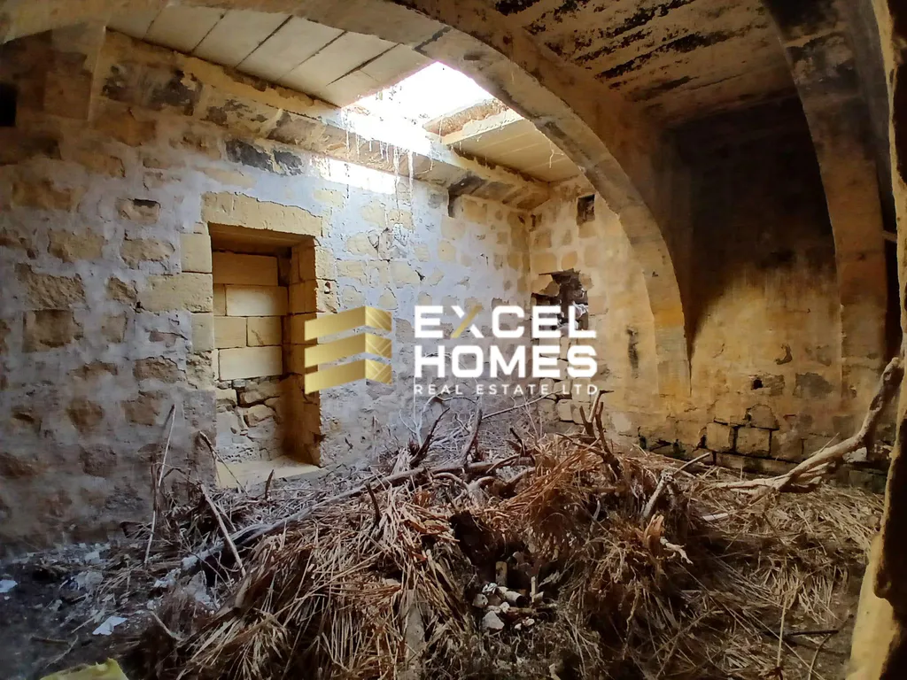 4 bedroom Townhouse in Kercem, Malta – 62527