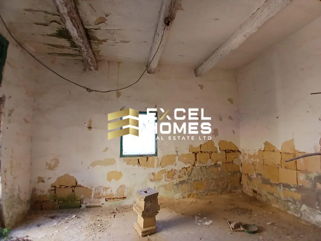 4 bedroom Townhouse in Kercem, Malta – 62527