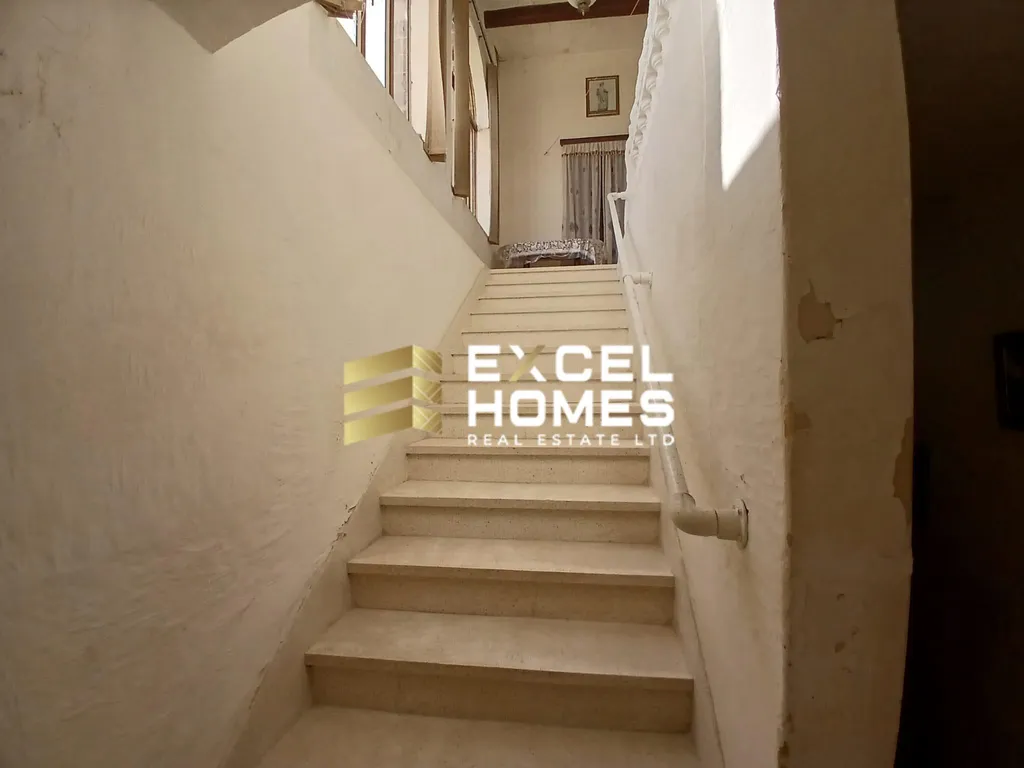 5 bedroom Townhouse in San Lawrenz, Malta – 62525