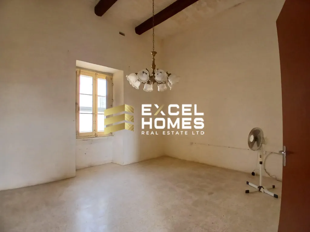 5 bedroom Townhouse in San Lawrenz, Malta – 62525