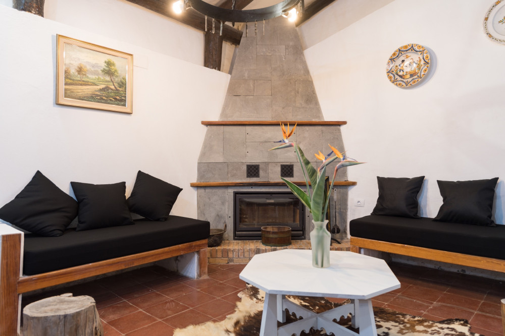 El refugio de Arucas, pool & terrace