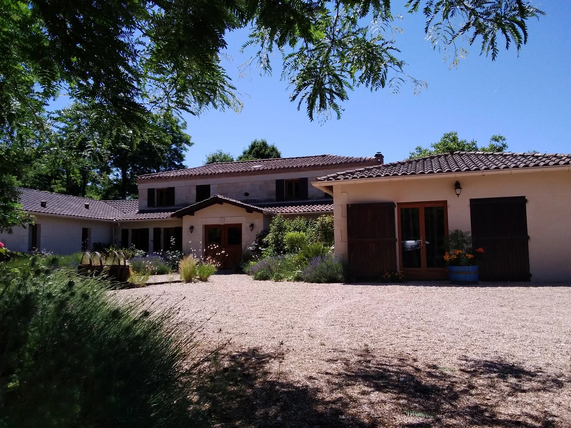 Magnificent luxury villa, Aquitaine – France – BVI65202