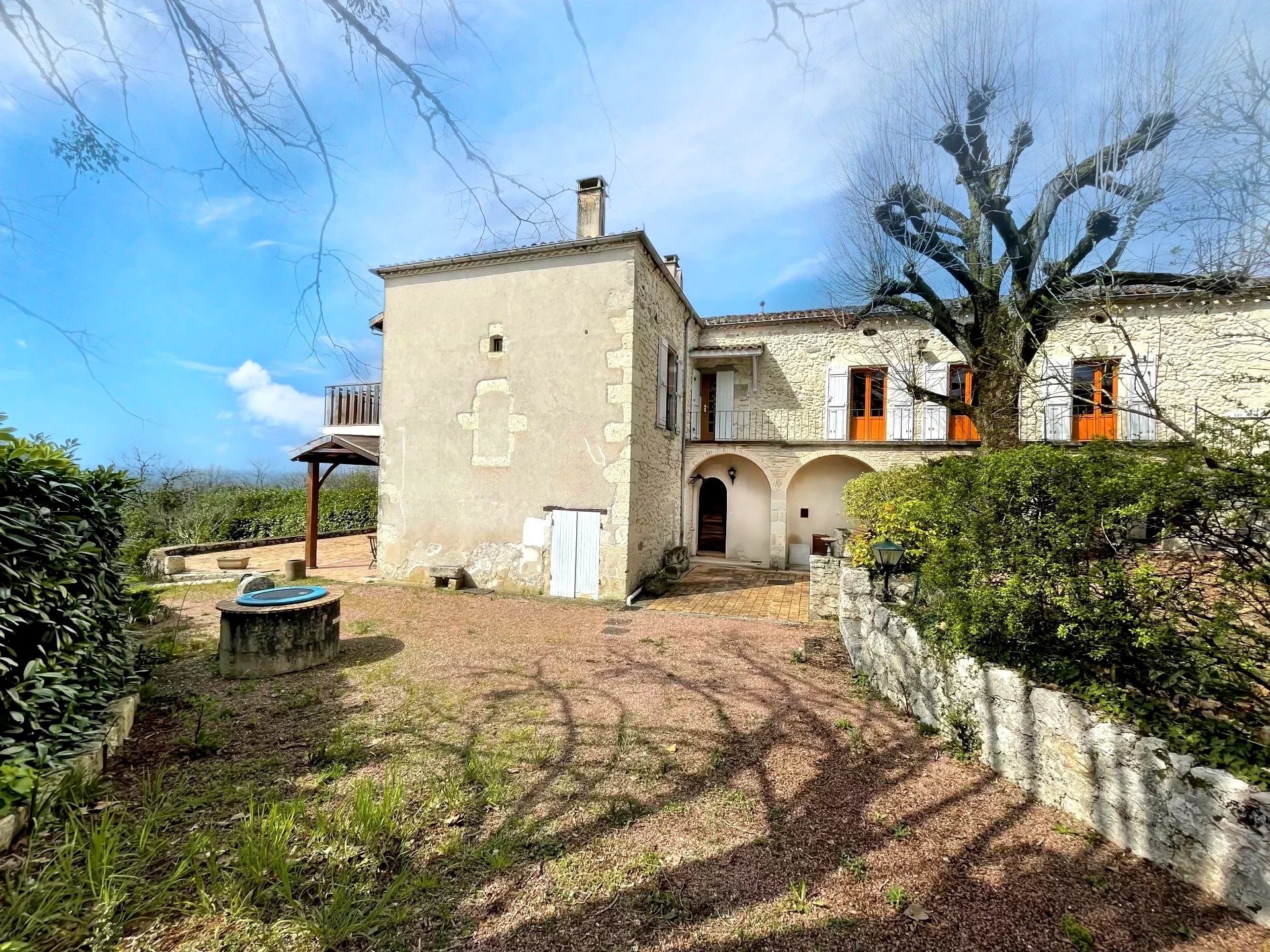 Character house with exceptional panoramic view, Aquitaine – France – BVI80217