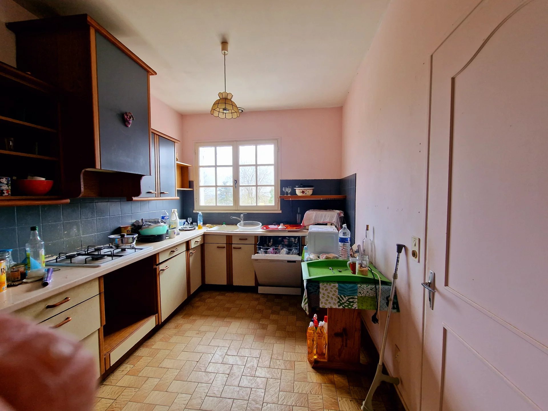 Charming Estate 45 Minutes from Bordeaux with Multiple Dwellings and Endless Potential, Aquitaine – France – BVI79288