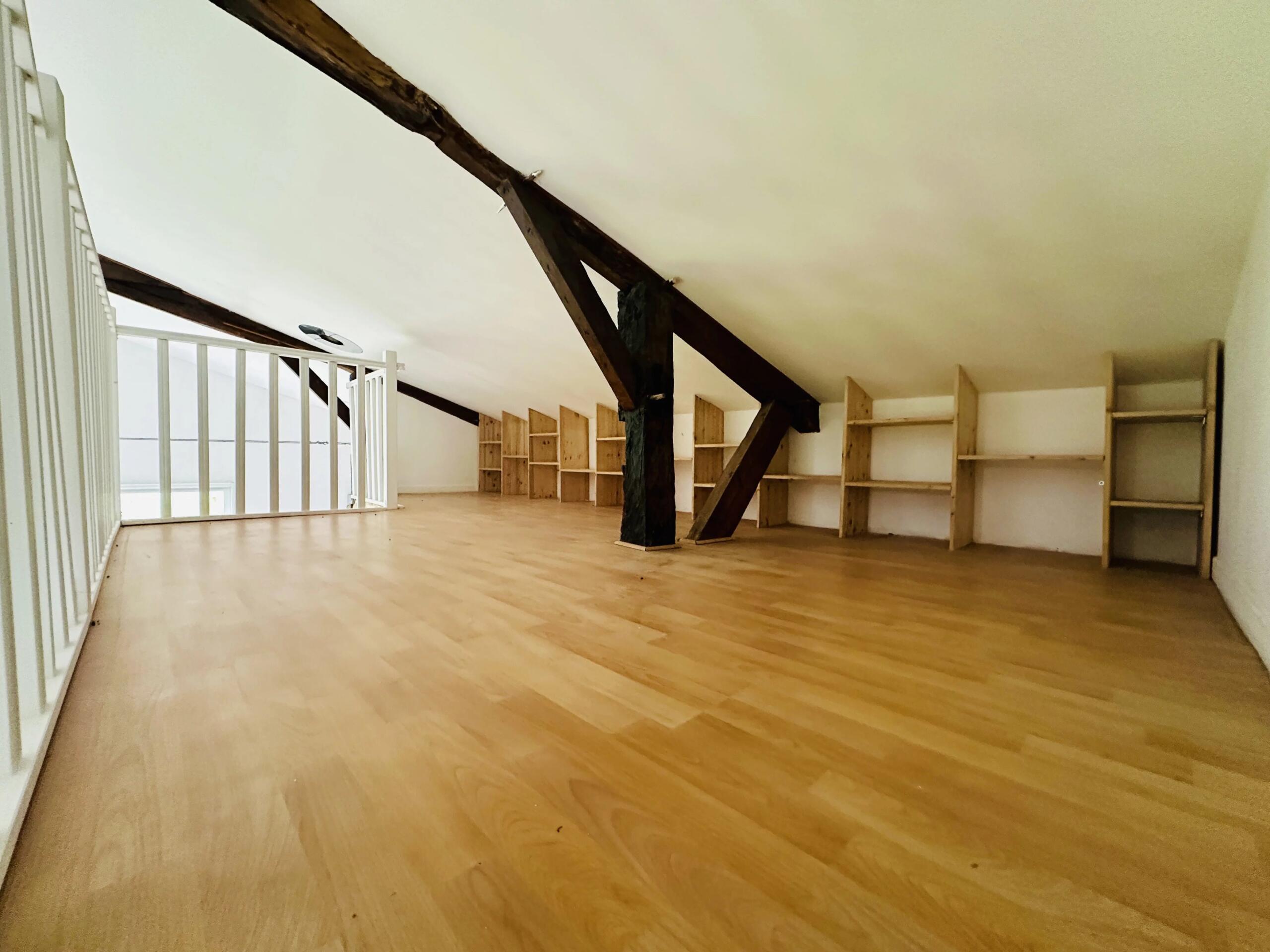 Recently renovated stone village house with barn and garage, Aquitaine – France – BVI80090