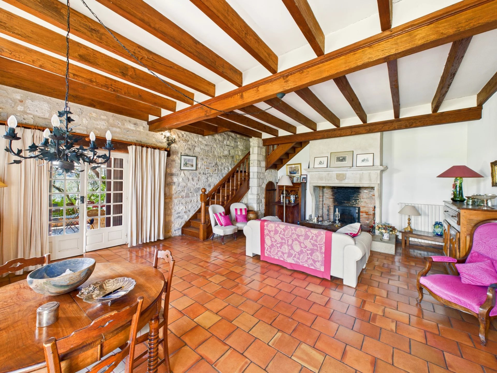 Sought after location for this charming property with large, secluded pool, Midi-Pyrénées – France – BVI80367
