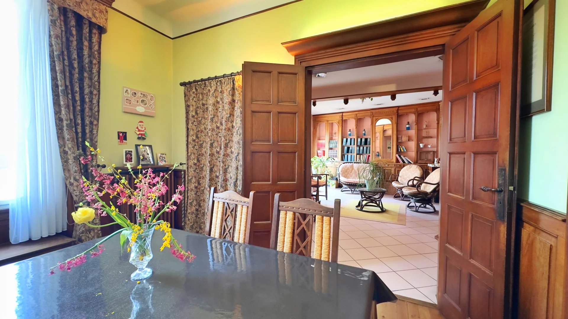 Four buildings offering great potential in the heart of a thriving town, Limousin – France – BVI80410