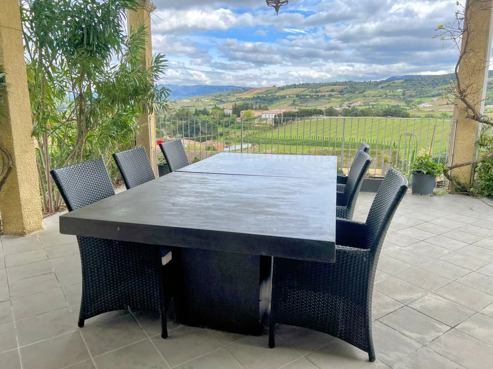 Luxury 5-Bedroom Home with Breathtaking Views and Development Potential, Languedoc-Roussillon – France – BVI79440