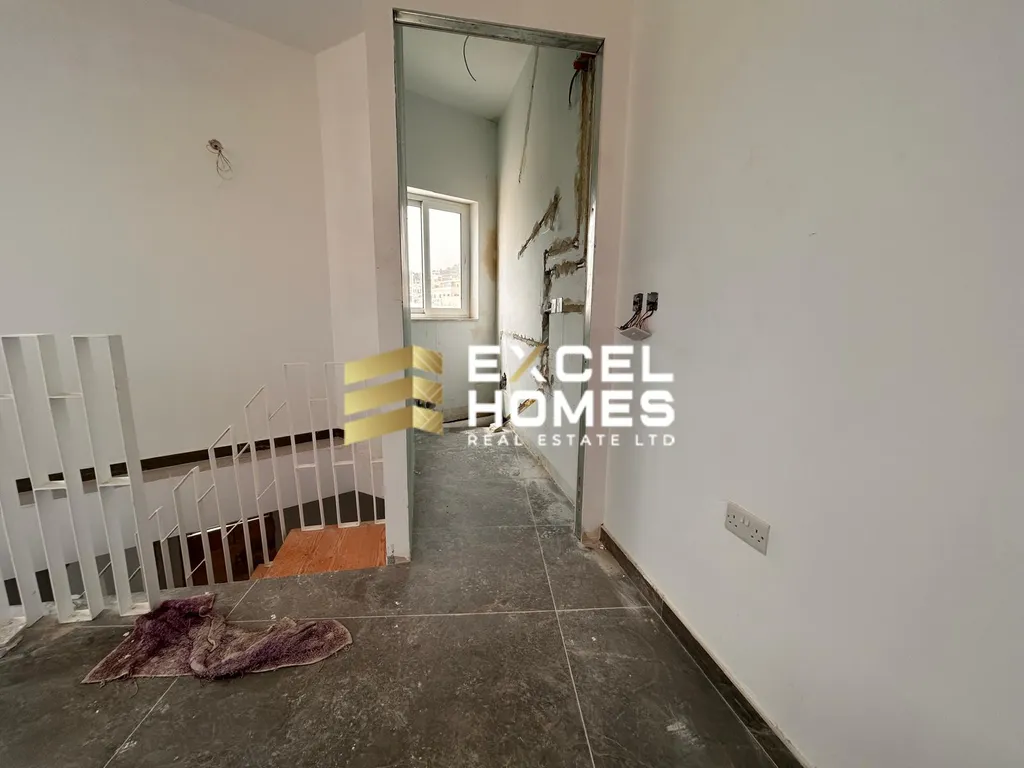 2 bedroom Penthouse in St Pauls Bay, Malta – 62571