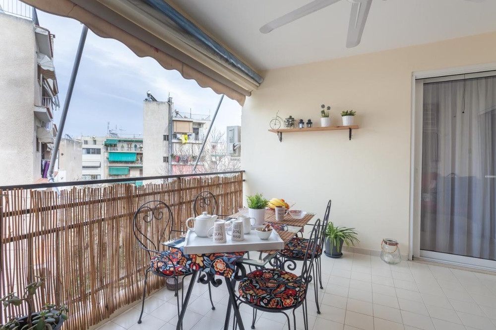 Athens Cozy Gem 2BRApt-200Mbps-10 min to Acropolis