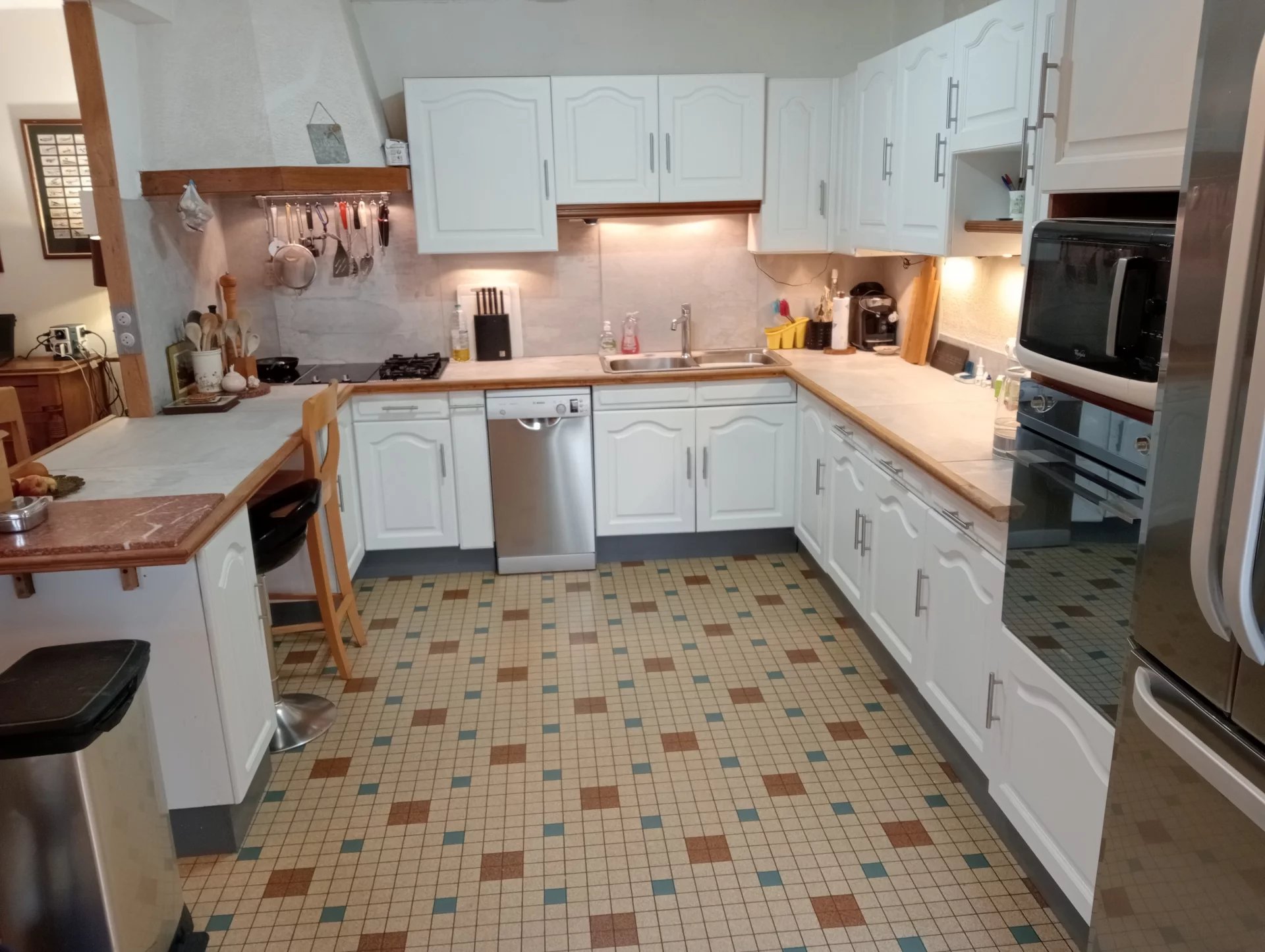 Spacious village house with bed and breakfast potential, Poitou-Charentes – France – BVI80102