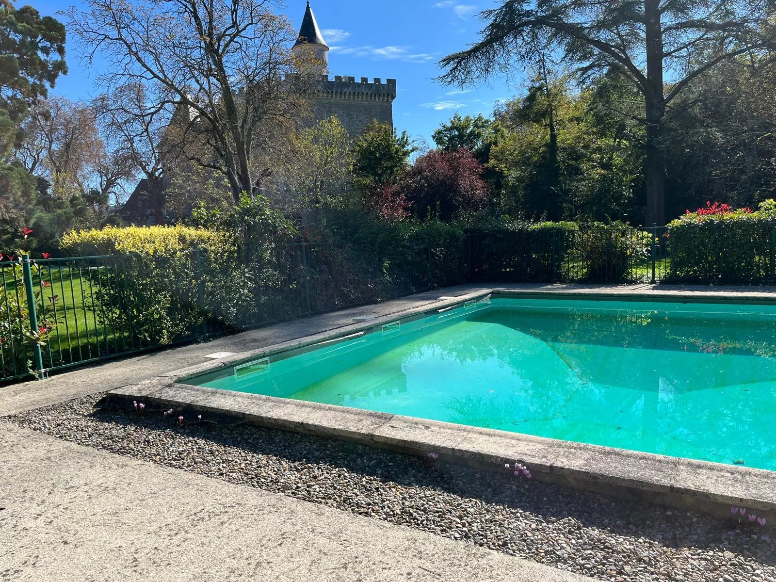 Elegant Chateau Living with Modern Comforts, Midi-Pyrénées – France – BVI75738