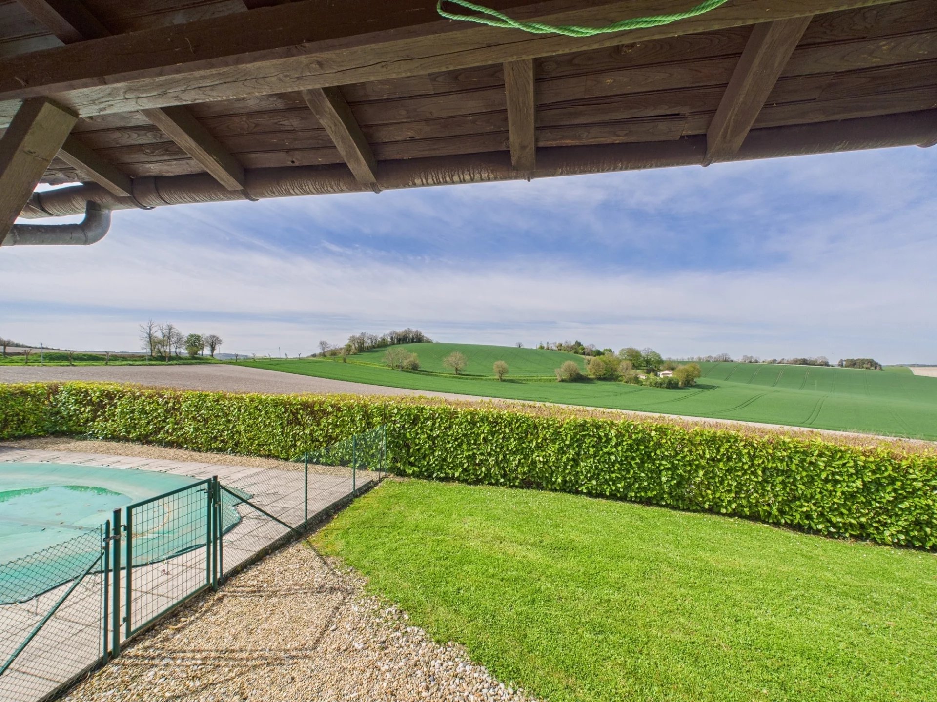 Perfect holiday home with amazing views and a pool, Aquitaine – France – BVI76878