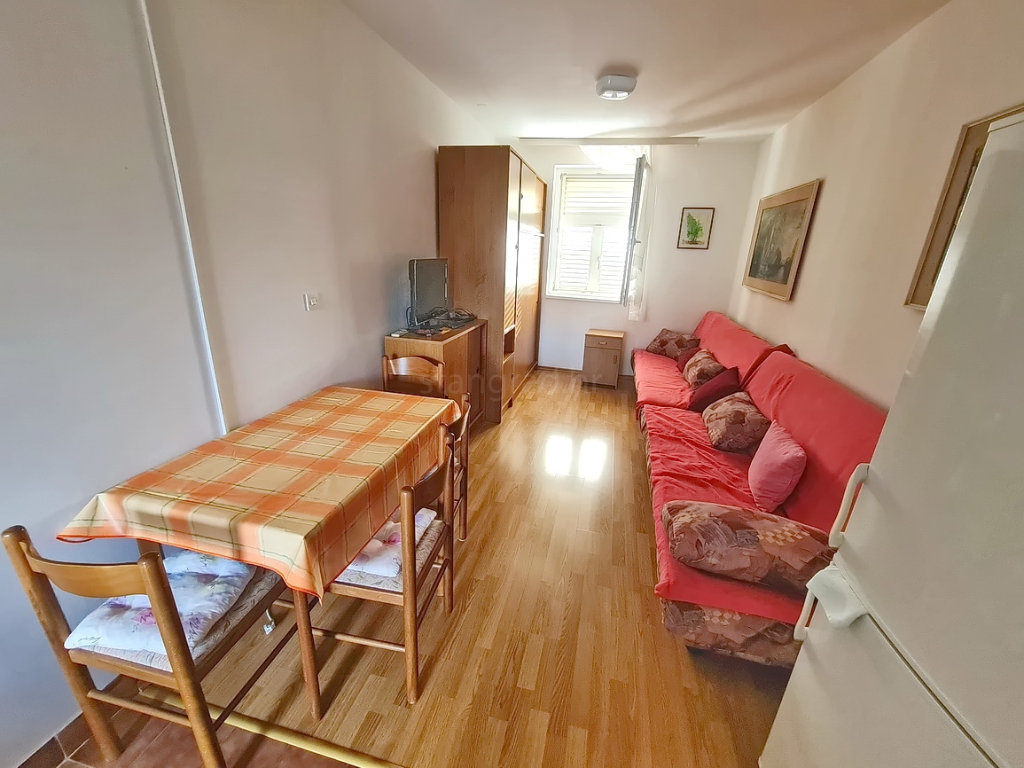 apartment in Omišalj, Croatia – 103322