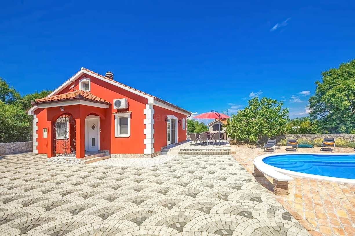 3 bedroom villa in Dobrinj, Croatia – 103314