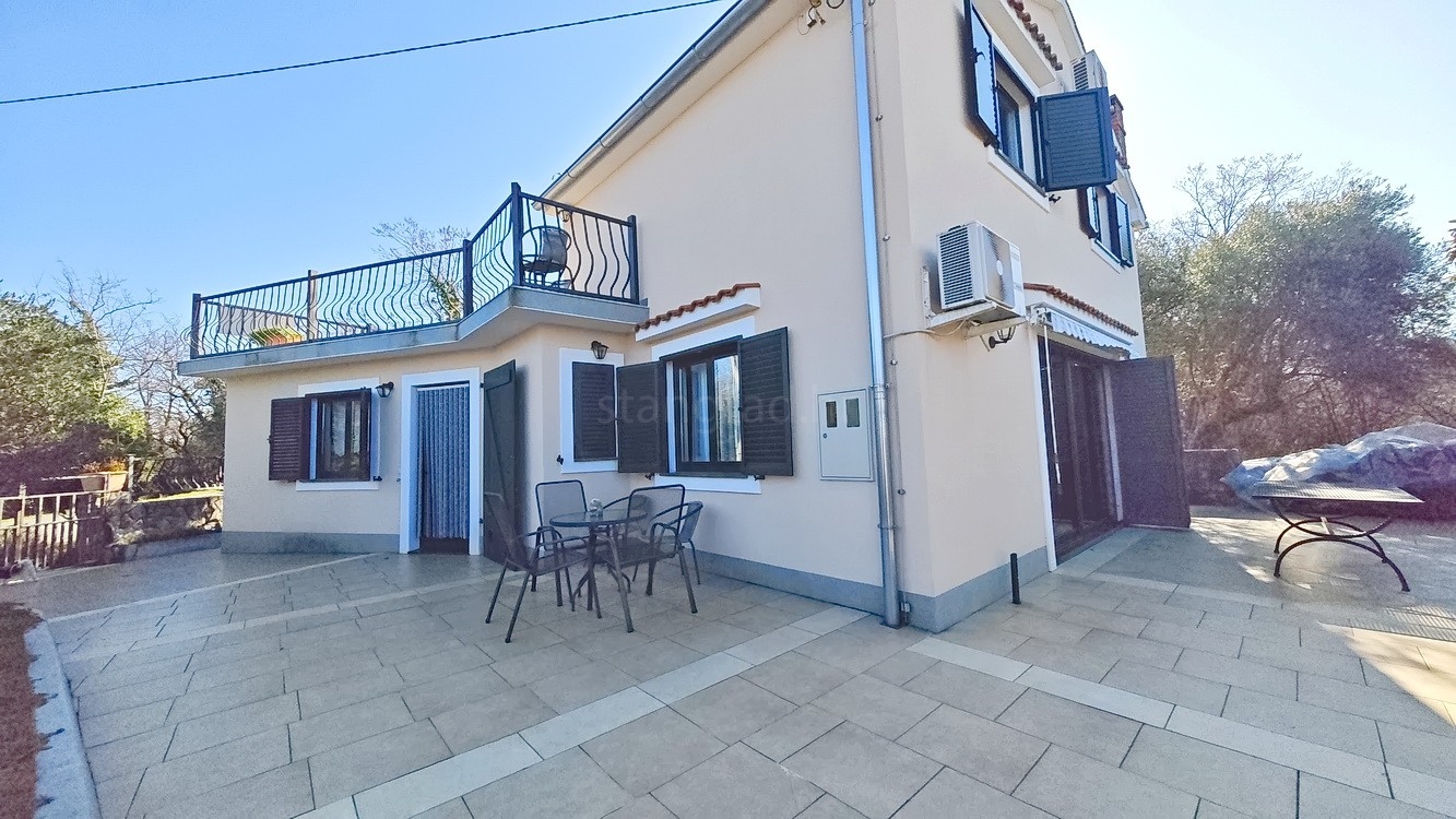 2 bedroom villa in Dobrinj, Croatia – 103249