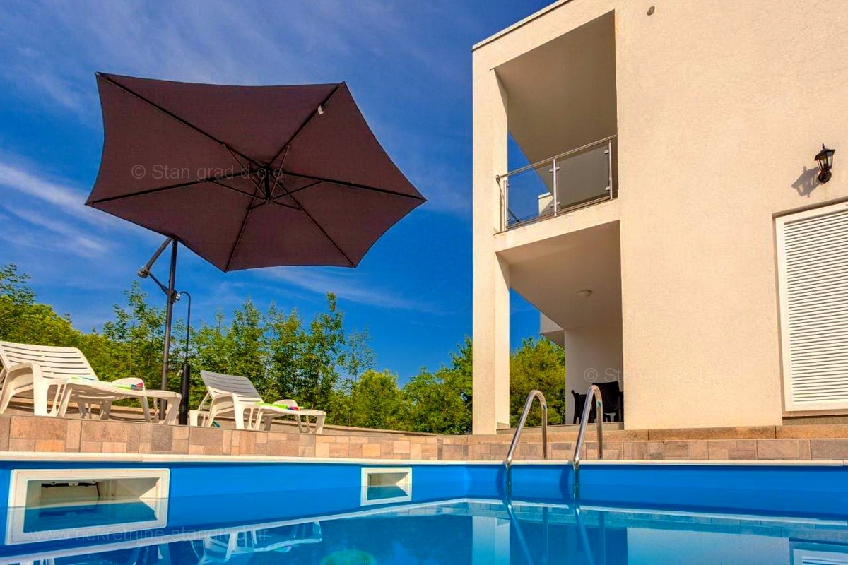 2 bedroom apartment in Malinska-Dubašnica, Croatia – 103227