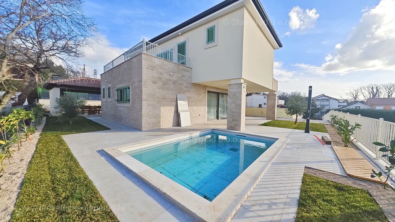 villa in Malinska-Dubašnica, Croatia – 103205