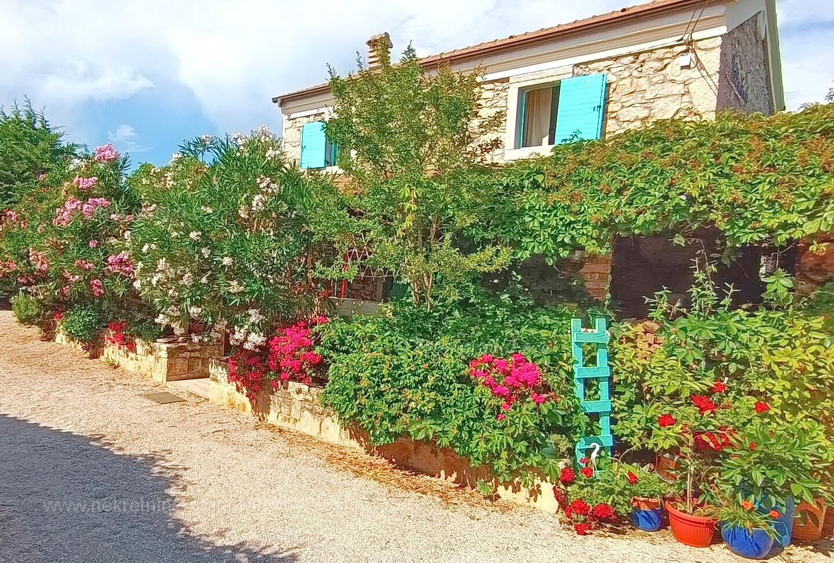 3 bedroom villa in Malinska-Dubašnica, Croatia – 103164