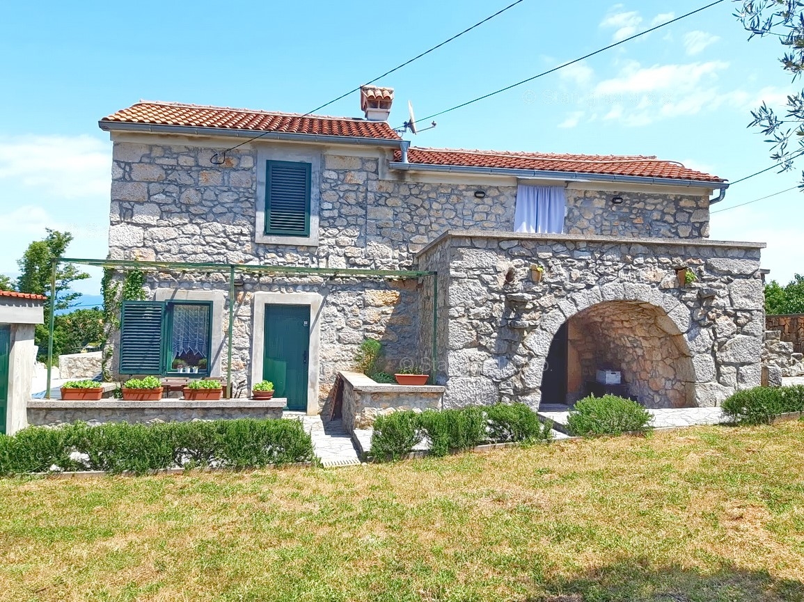 2 bedroom villa in Malinska-Dubašnica, Croatia – 103130