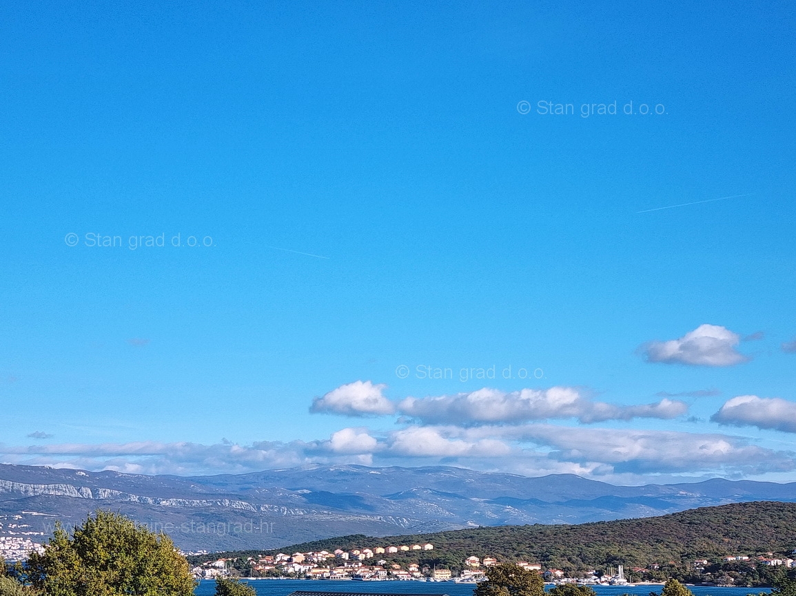 2 bedroom apartment in Dobrinj, Croatia – 103110