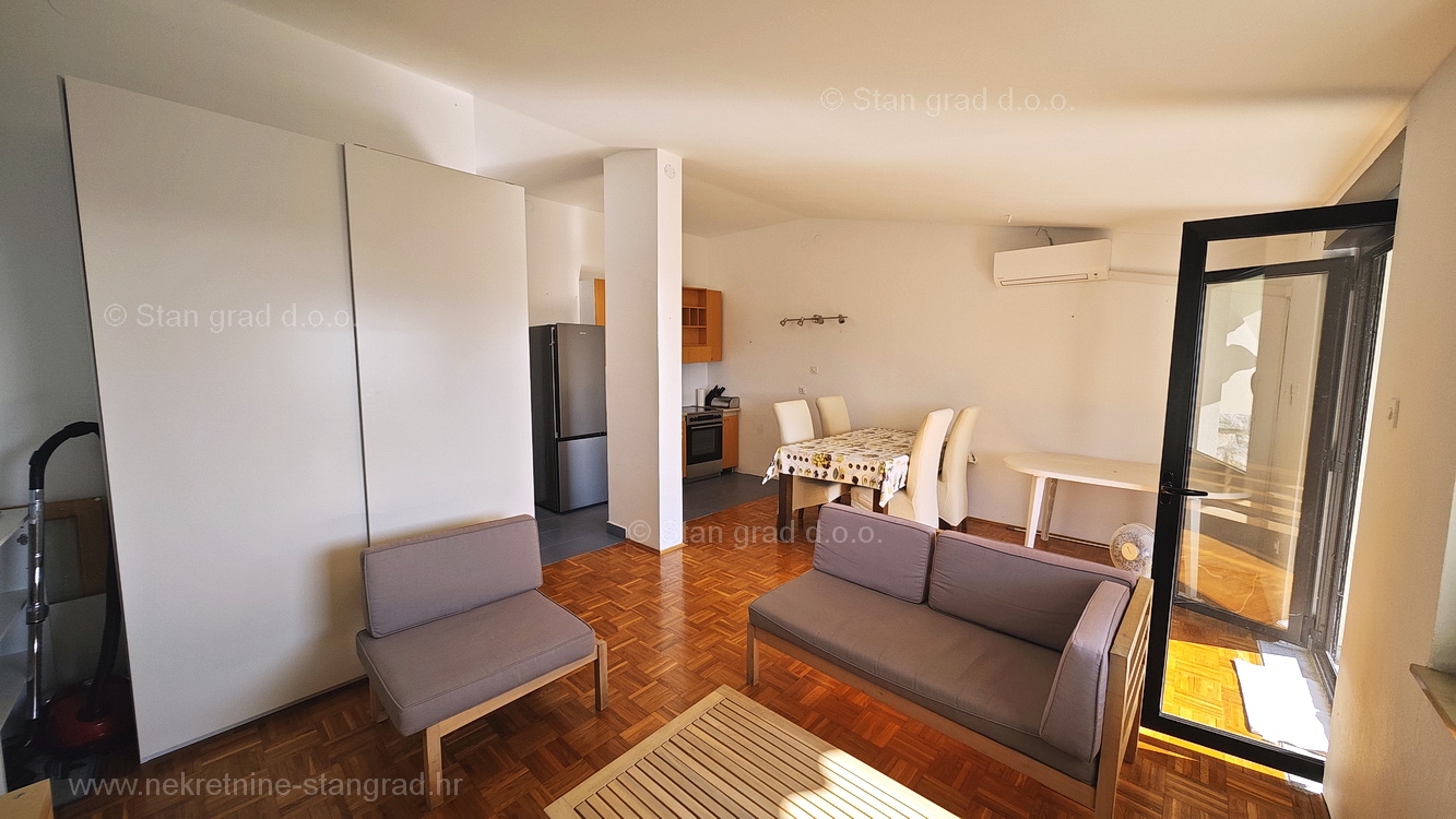 2 bedroom apartment in Krk, Croatia – 103069