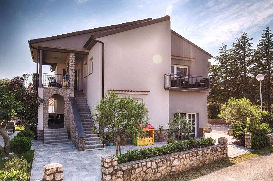 8 bedroom villa in Krk, Croatia – 103064