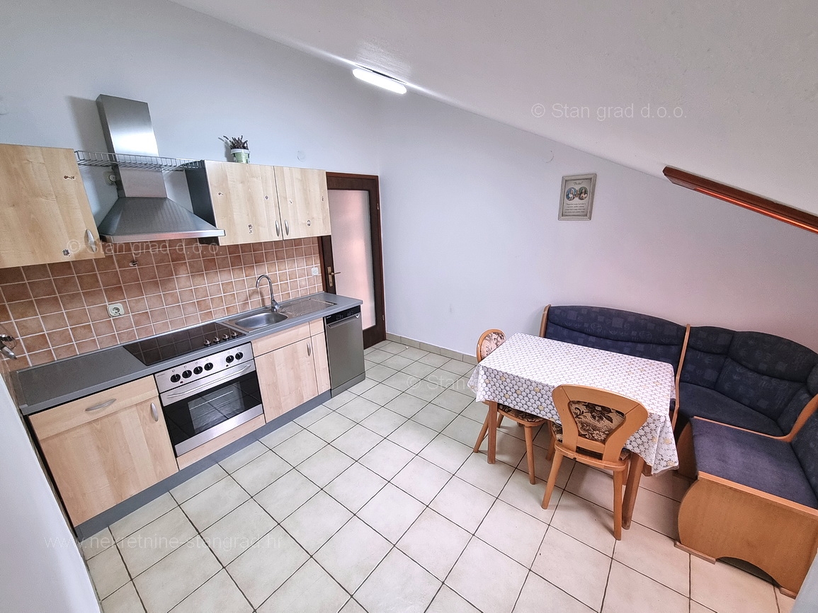 1 bedroom apartment in Omišalj, Croatia – 103053