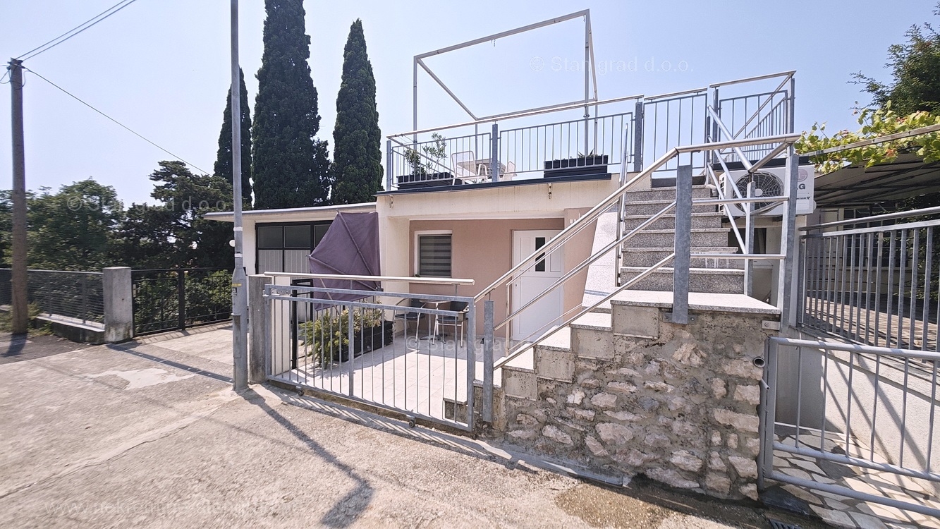 2 bedroom villa in Crikvenica, Croatia – 102977