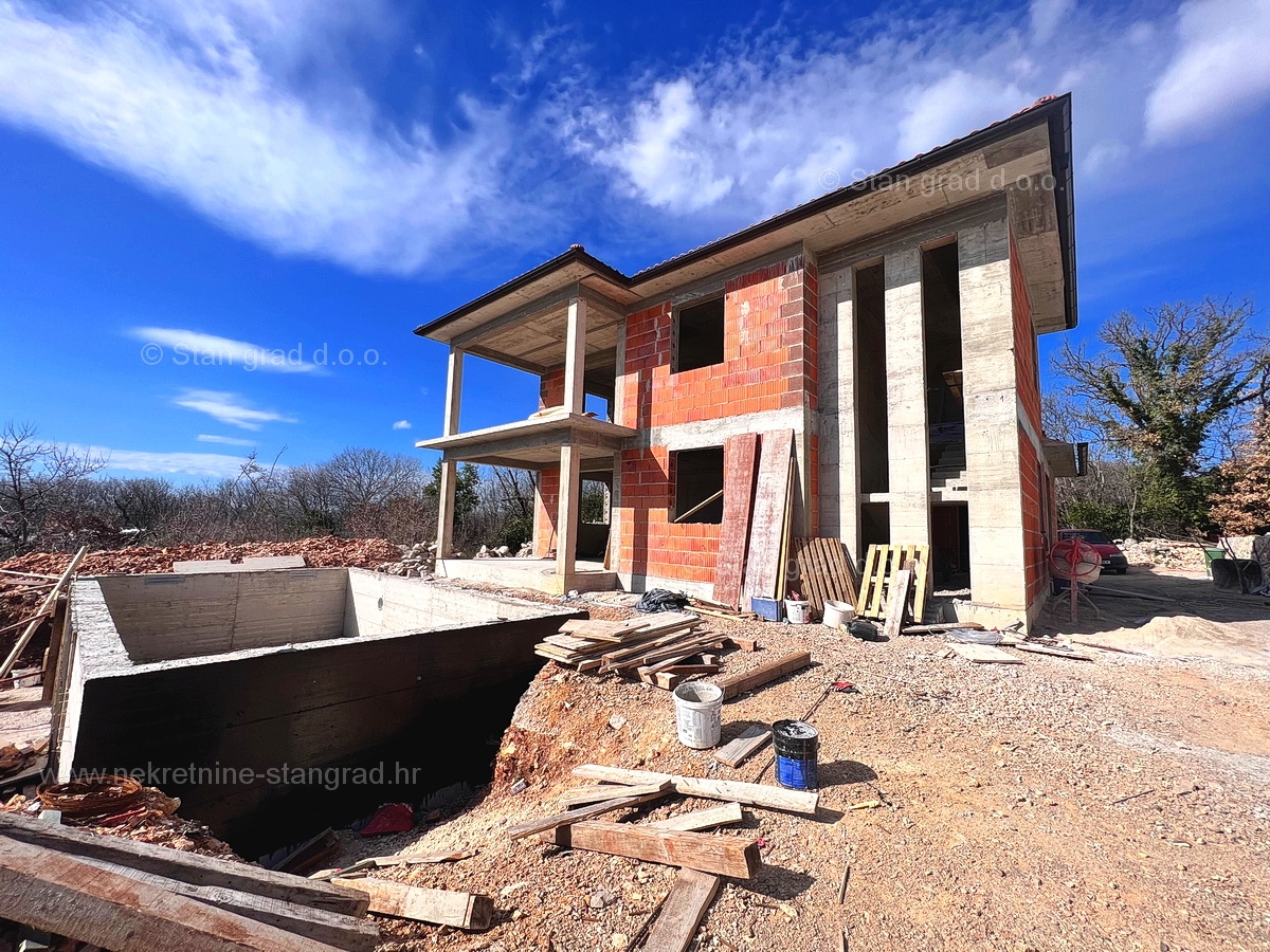 5 bedroom villa in Vrbnik, Croatia – 102876