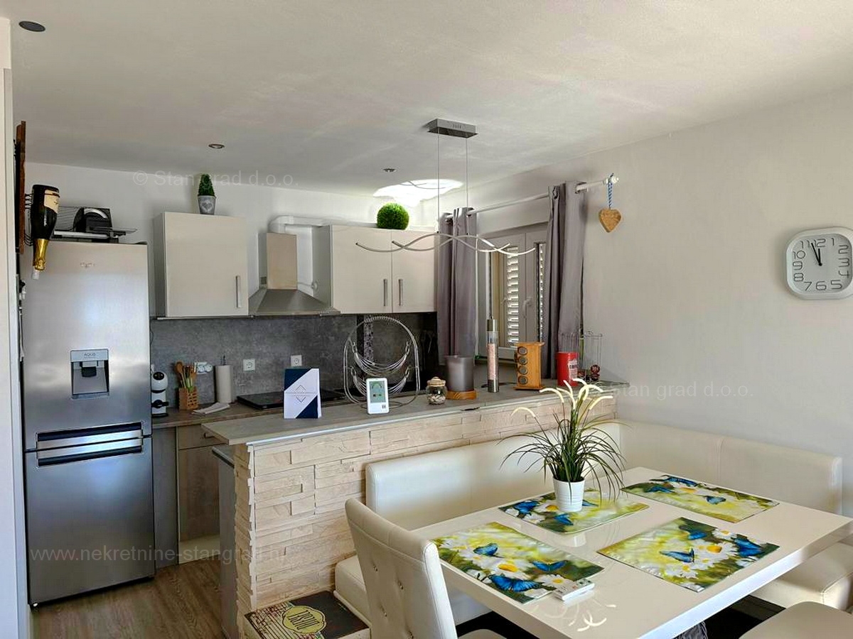 3 bedroom villa in Dobrinj, Croatia – 102824