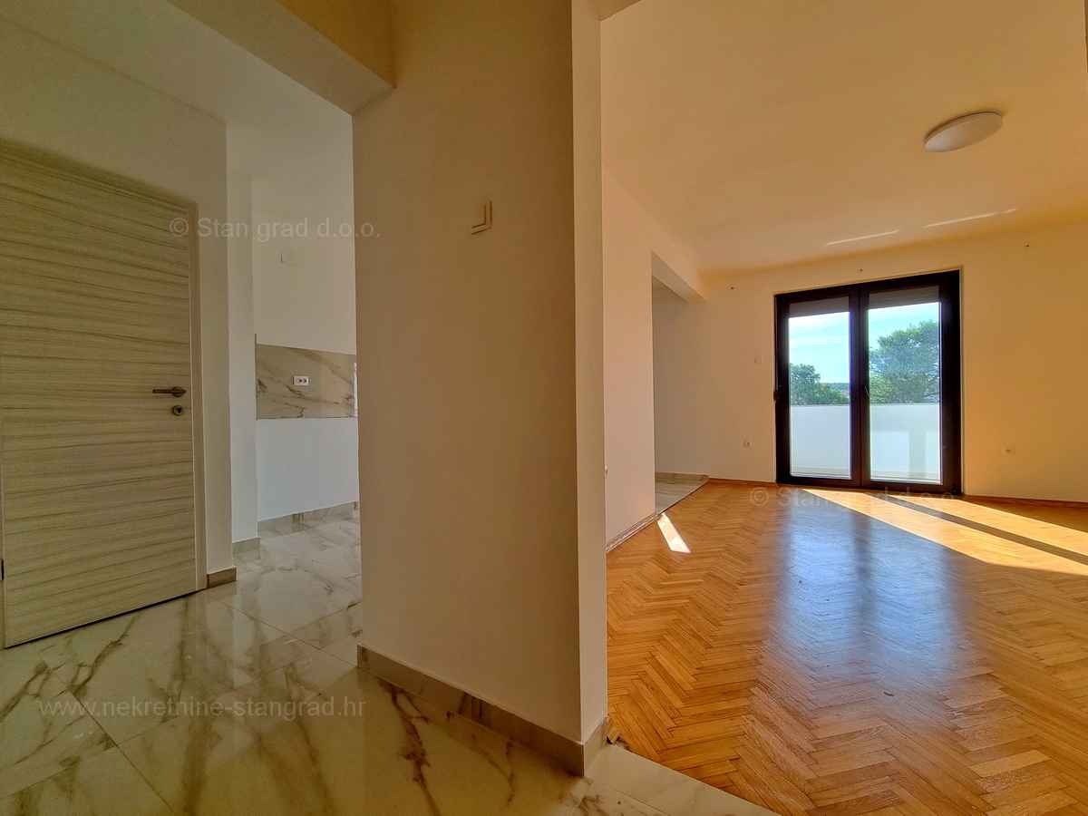 3 bedroom apartment in Malinska-Dubašnica, Croatia – 102770