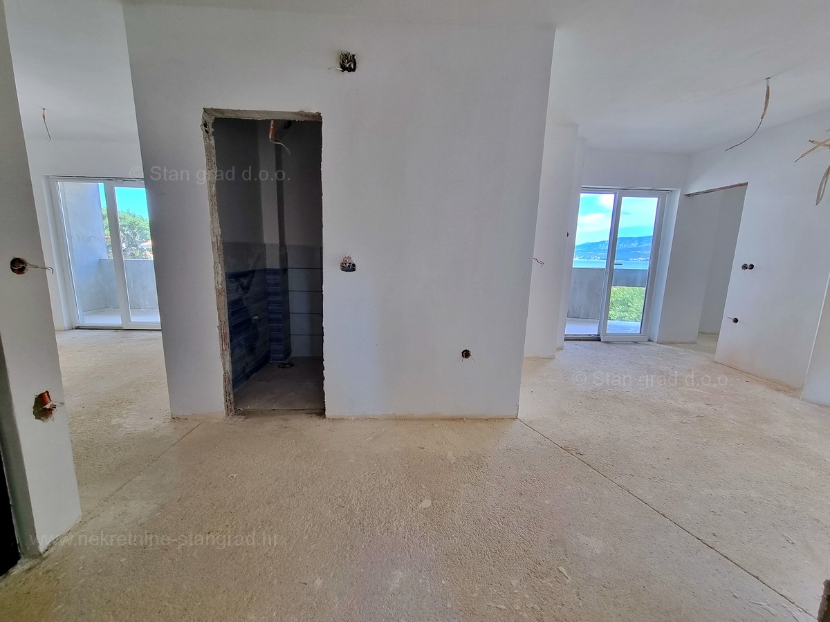 3 bedroom apartment in Dobrinj, Croatia – 102692