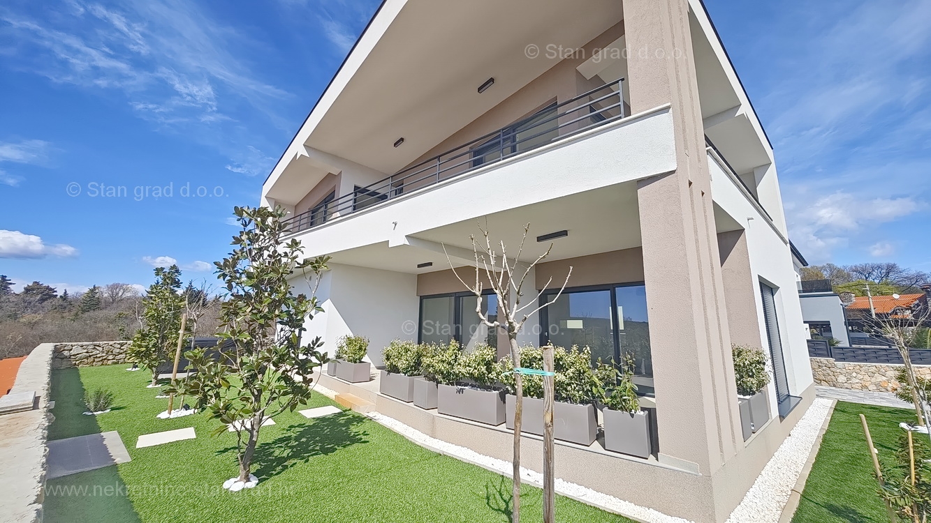 3 bedroom villa in Krk, Croatia – 102669