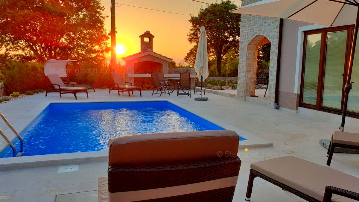 3 bedroom villa in Malinska-Dubašnica, Croatia – 102609