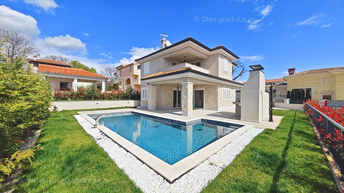 3 bedroom villa in Vrbnik, Croatia – 102578