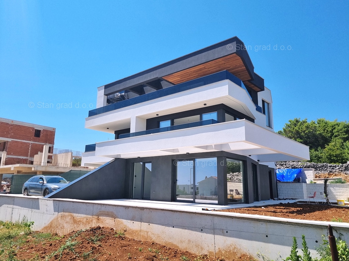 3 bedroom apartment in Krk, Croatia – 102404