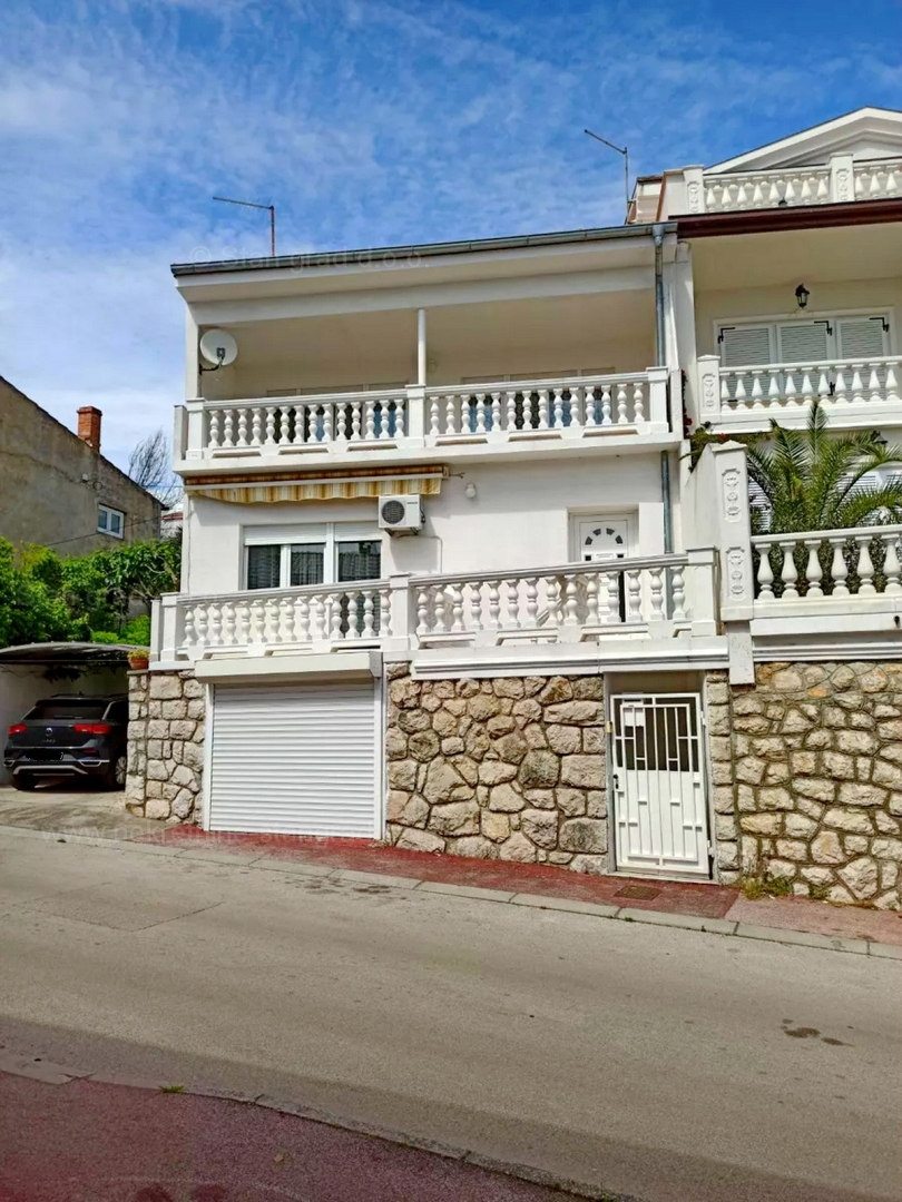 4 bedroom villa in Crikvenica, Croatia – 102141