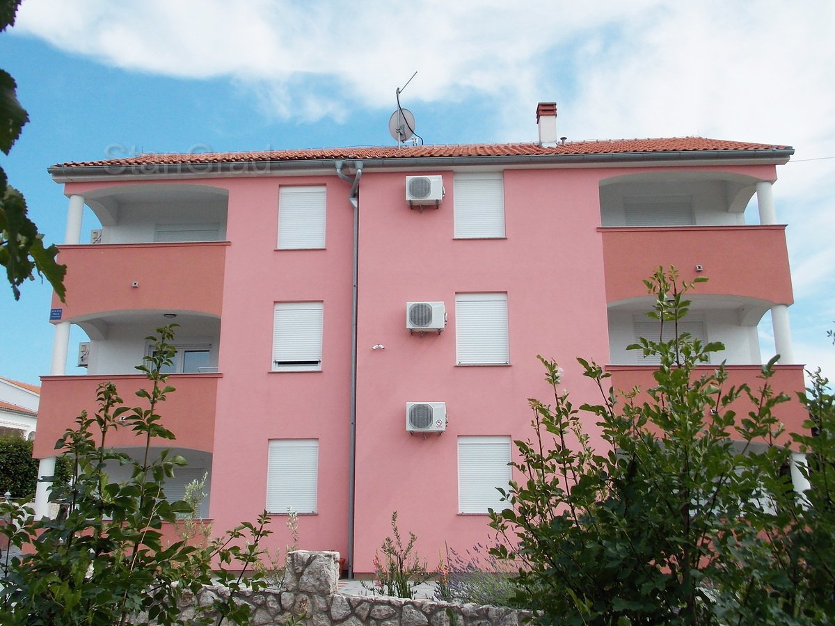 6 bedroom villa in Malinska-Dubašnica, Croatia – 101547