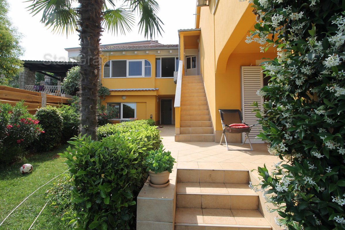 3 bedroom villa in Malinska-Dubašnica, Croatia – 101040