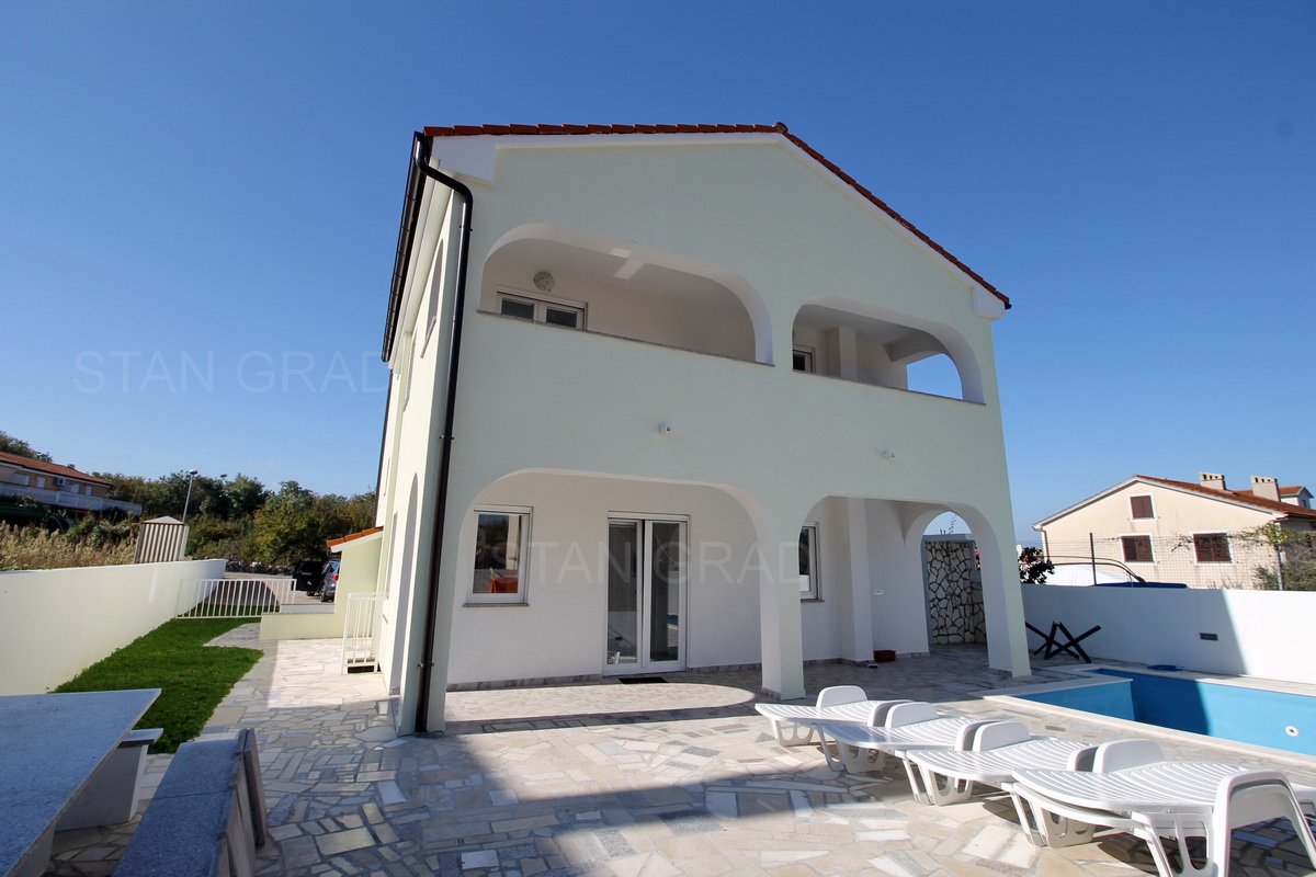 6 bedroom villa in Malinska-Dubašnica, Croatia – 100772